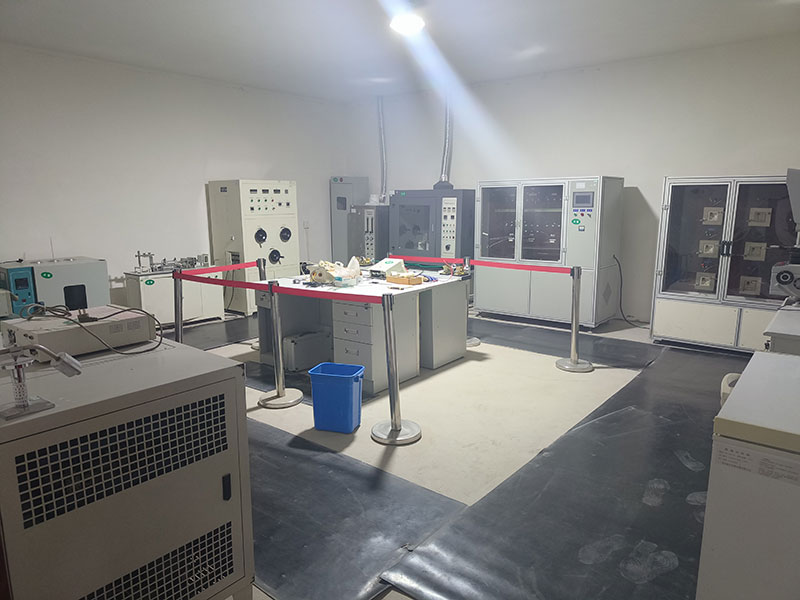 電器材料檢測室